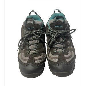 Hi-Tec Outdoor Boots in Gray with Teal Highlights